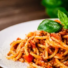 Jakie warzywa do spaghetti? Odkryj najlepsze składniki na danie