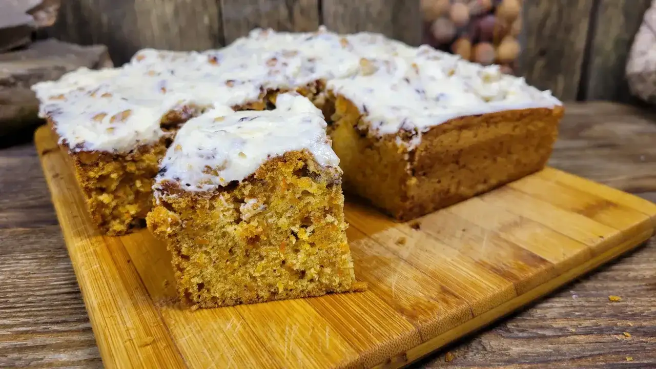 Ciasto marchewkowe - wilgotne, aromatyczne i proste